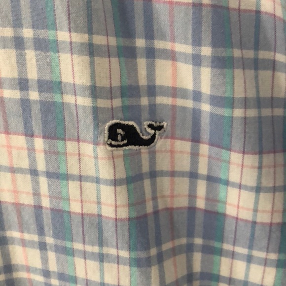 Vineyard Vines button down - Picture 2 of 6